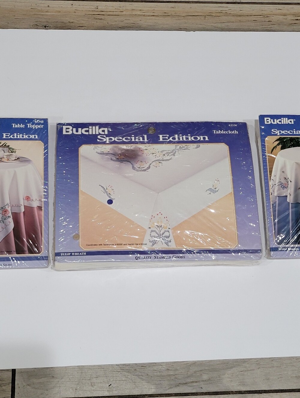 Bucilla Special Edition Bundle Of 3 Table Cloth & Table Topper  Tulip Wreath New